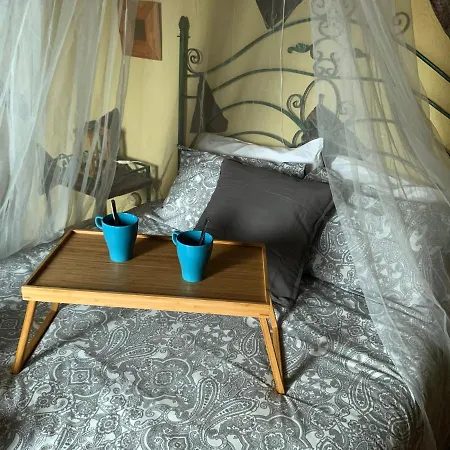 Autentica Casita Rural En *